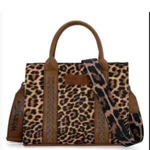 Brand New Wrangler Carry Conceal crossbody bag.